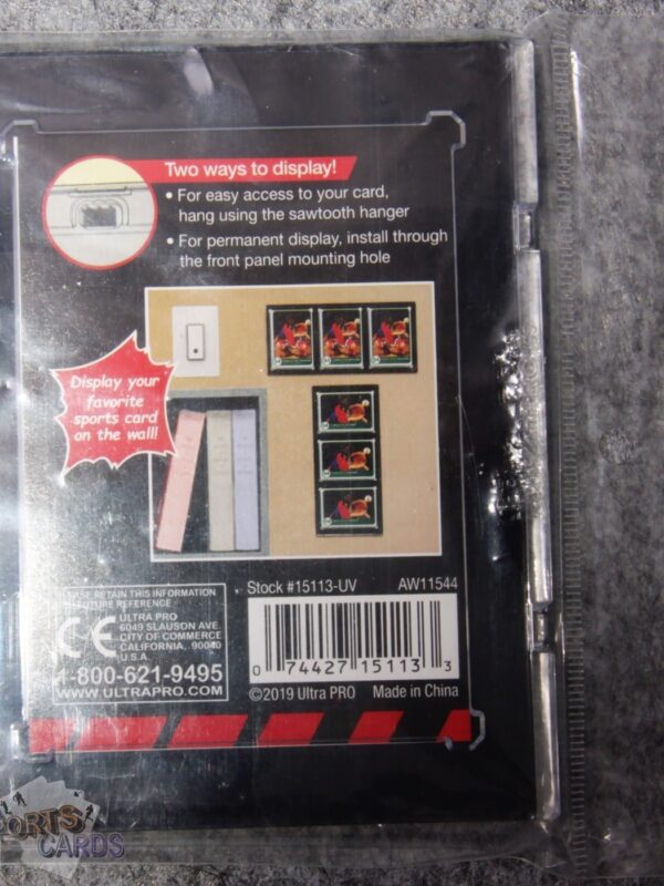 Ultra PRO One-Touch Magnetic Holder Black Border 3-Card-back