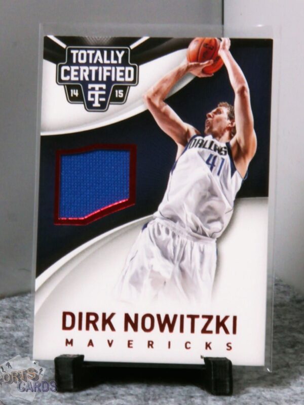 2014-15 Dirk Nowitzki #31 Panini Totally Certified Jerseys Red Parallel /249 - Afbeelding 3