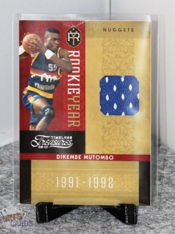 2009-10 Dikembe Mutombo #14 Panini Timeless Treasures Rookie Year /100 - Afbeelding 3