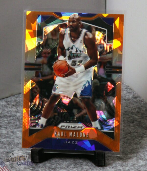 2019-20 Karl Malone #19 Panini Prizm Orange Cracked Ice Prizm-stand