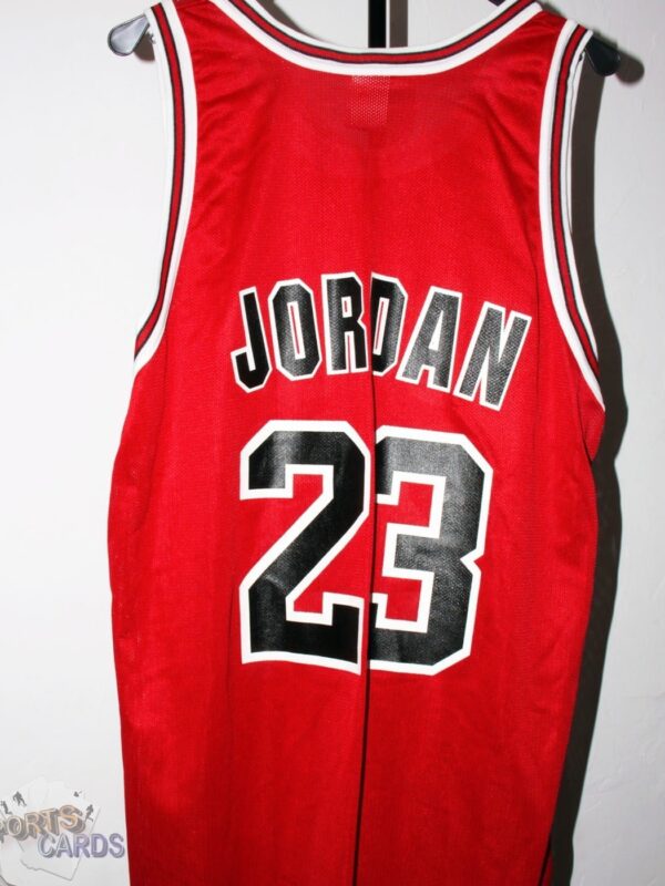 Alternative view of Michael Jordan #23 Chicago Bulls NBA Road Basketball Jersey - XL