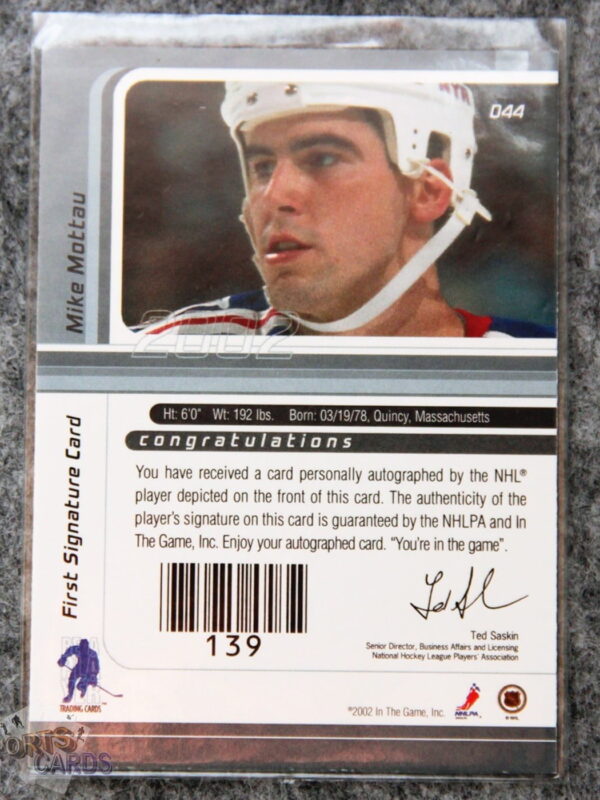 Alternative view of 2002-03 Mike Mottau #044 ITG Signature Series Auto