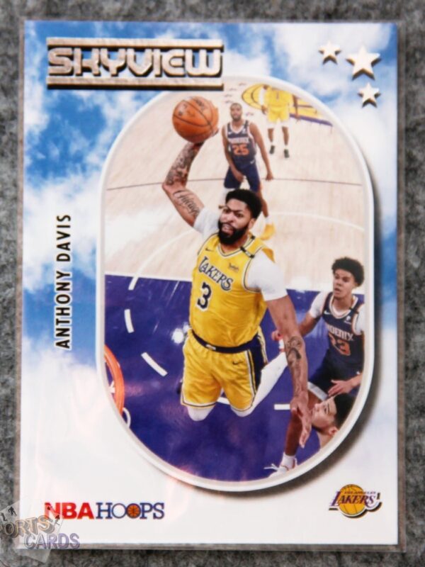 2021-22 Anthony Davis #4 Panini NBA Hoops Skyview-front
