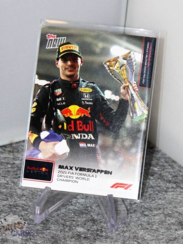 2021 Max Verstappen #80 Topps Now Formule 1 Drivers World Champion-stand