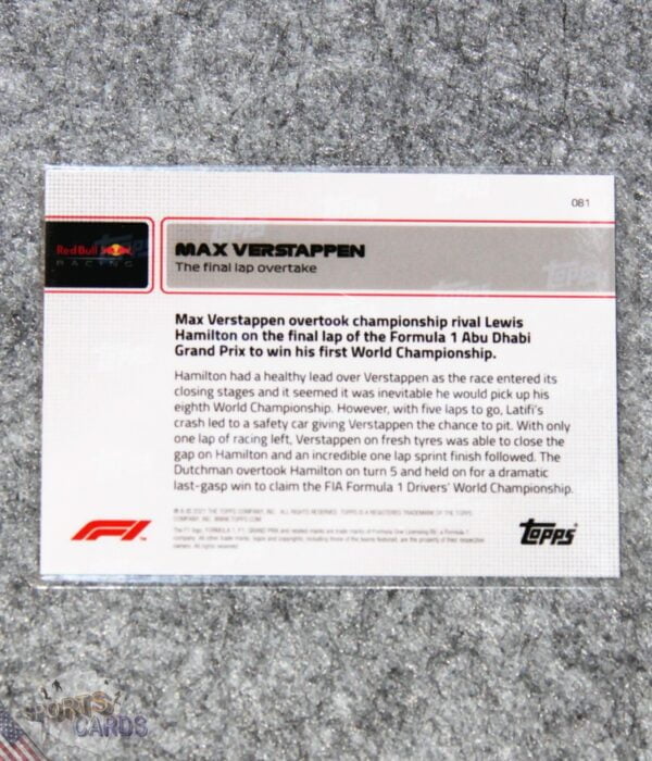 Alternative view of 2021 Max Verstappen #81 Topps Now Formule 1 The Final Lap Overtake