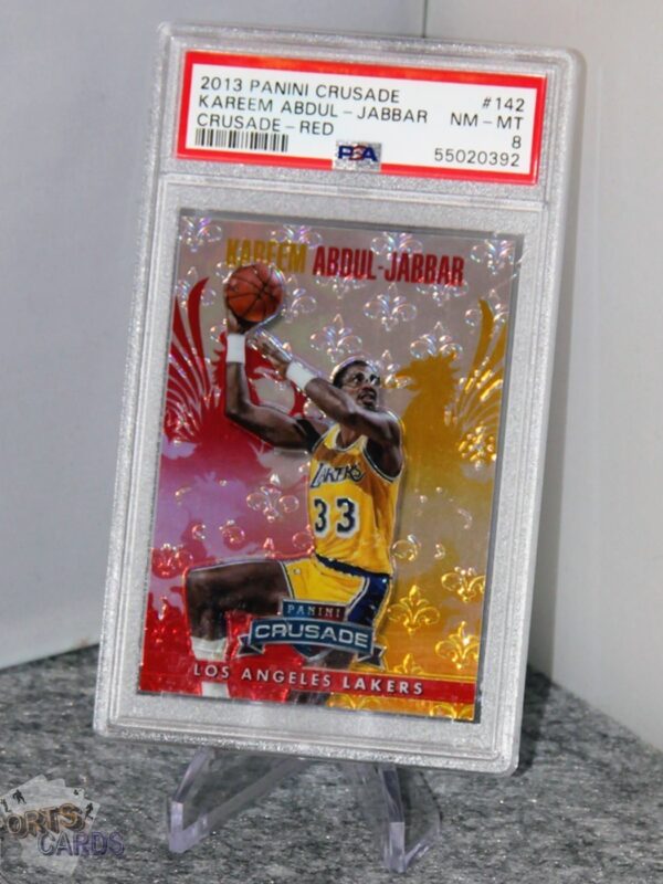 2013-14 Kareem Abdul-Jabbar #142 Panini Crusade /349 PSA 8 NM-MT POP1 - Afbeelding 3