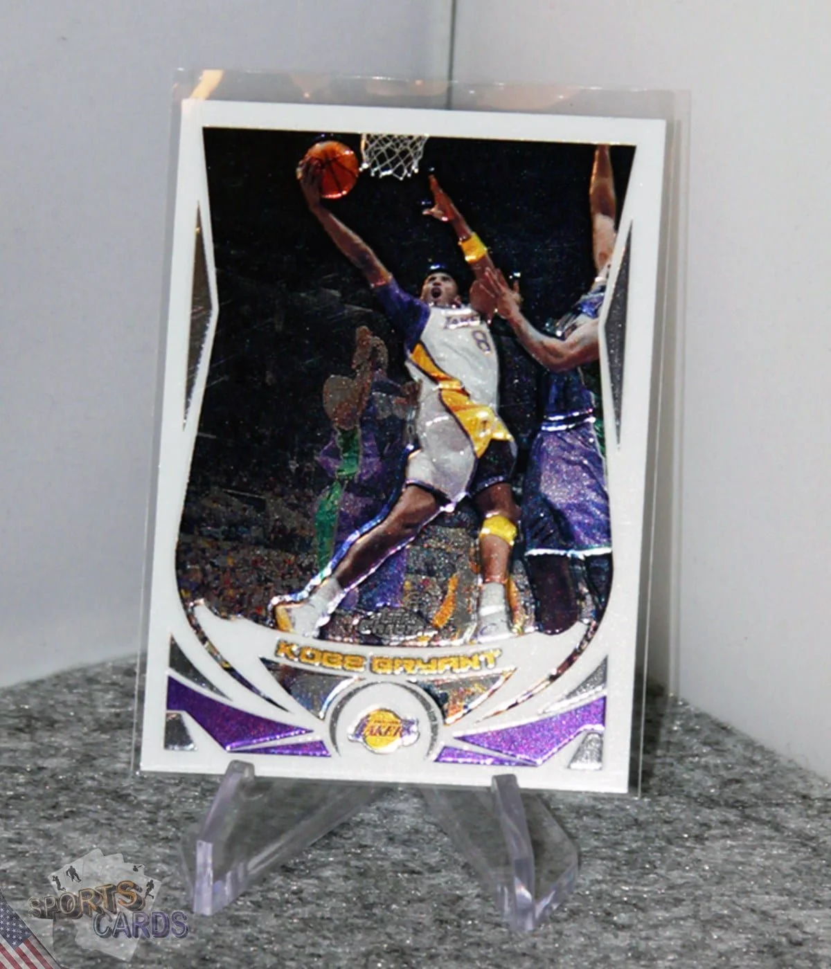 2004-05 Kobe Bryant #8 Topps Chrome-stand