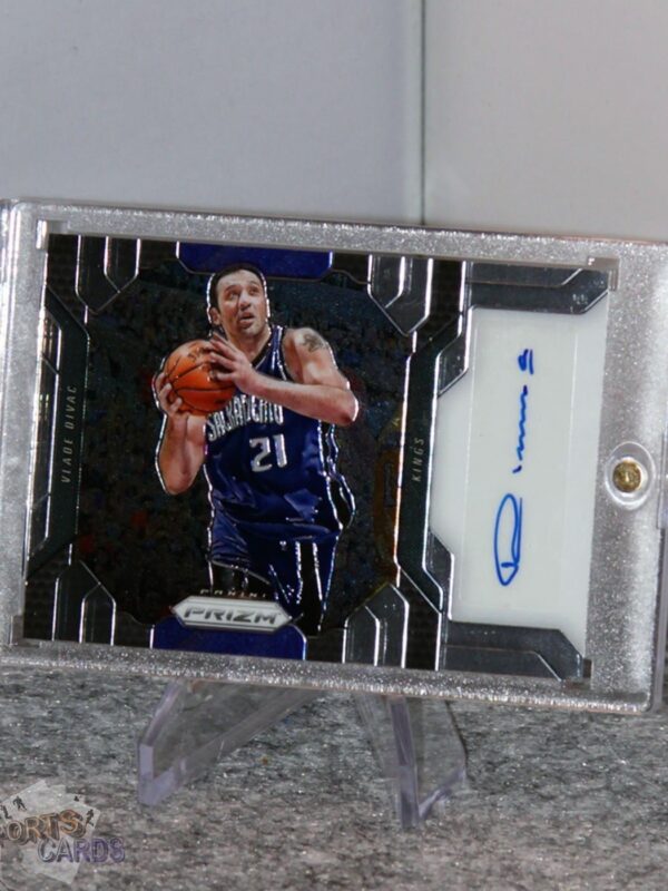 2016-17 Vlade Divac #67 Panini Prizm Autograph-stand