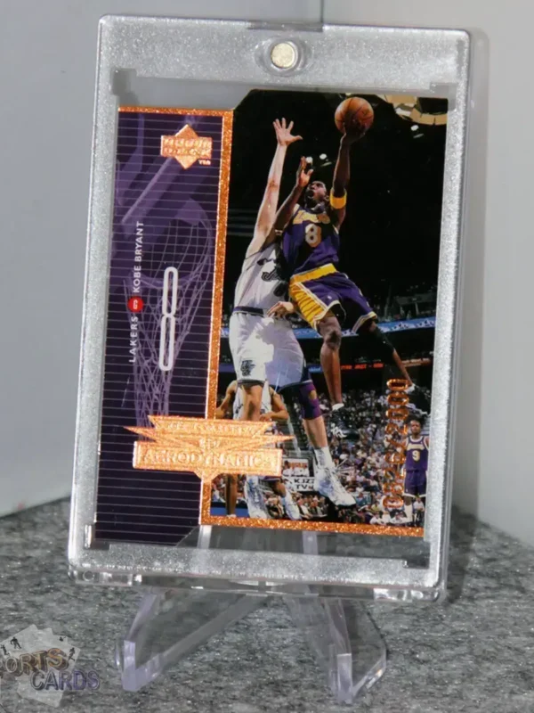 1998-99 Kobe Bryant #A14 Upper Deck AeroDynamics Bronze Quantum Die-Cut /2000-stand