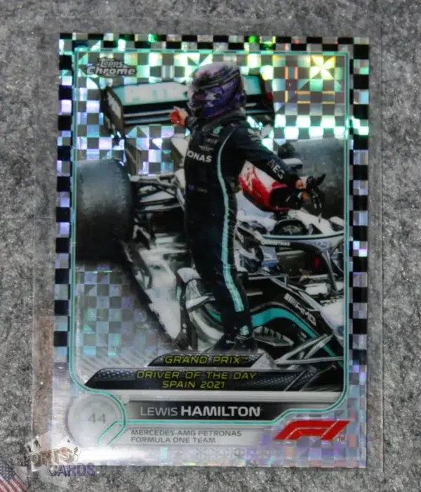 2022 Lewis Hamilton #176 Topps Chrome F1 Checker Flag Refractor SP