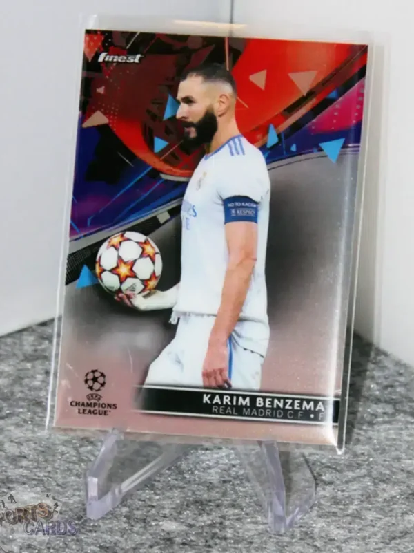 2021-22 Karim Benzema #46 Topps Finest UEFA Champions League Refractor-stand