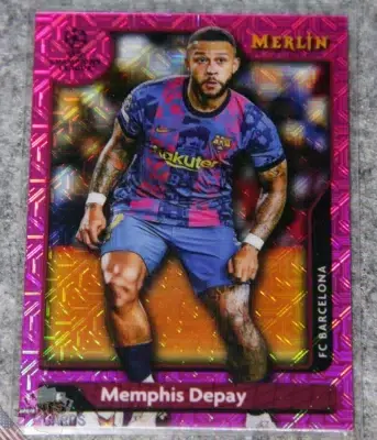 2021-22 Memphis Depay #142 Topps Merlin UEFA Champions League Pink Mojo Refractor /275-front