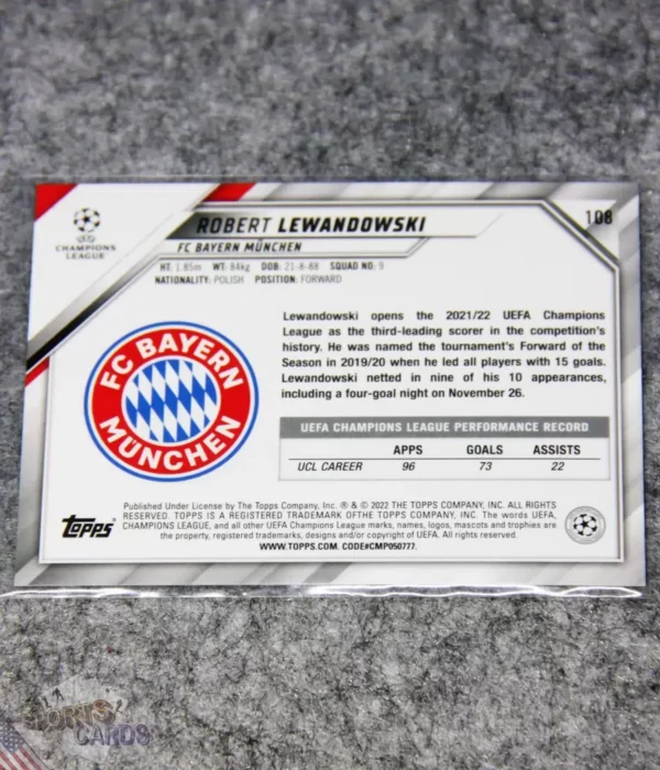 Alternative view of 2021-22 Robert Lewandowski #108 Topps UEFA Champions League Aqua Foil