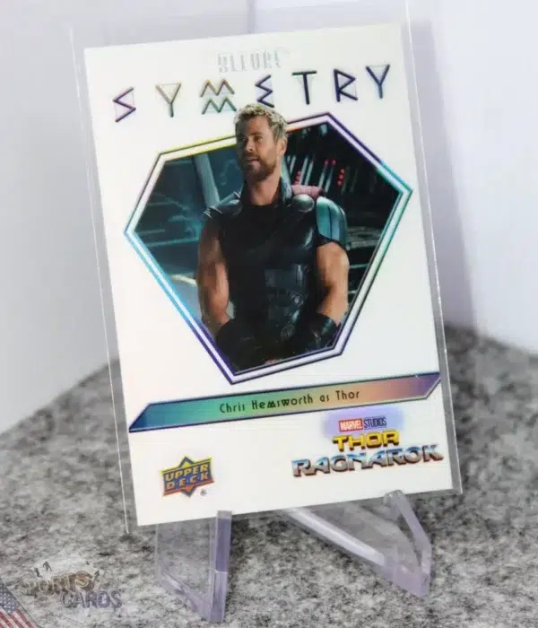 2022 Chris Hemsworth as Thor #14 Upper Deck Marvel Allure Thor Ragnarok Symmetry White-stand