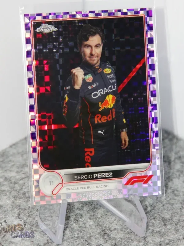2022 Sergio Perez #21 Topps Chrome F1 Purple Checker Flag Refractor /199 - Afbeelding 3