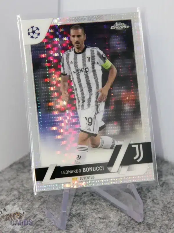 2022-23 Leonardo Bonucci #39 Topps Chrome UEFA Champions League Pulsar Refractor-stand