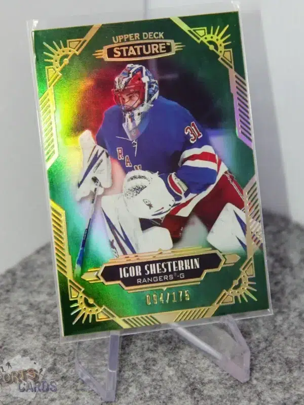2020-21 Igor Shesterkin #51 Upper Deck Stature Green Parallel /175-stand