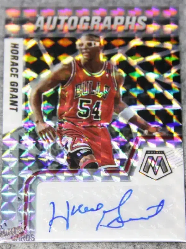 2021-22 Horace Grant #AM-HRG Panini Mosaic Autographs Disco Prizm