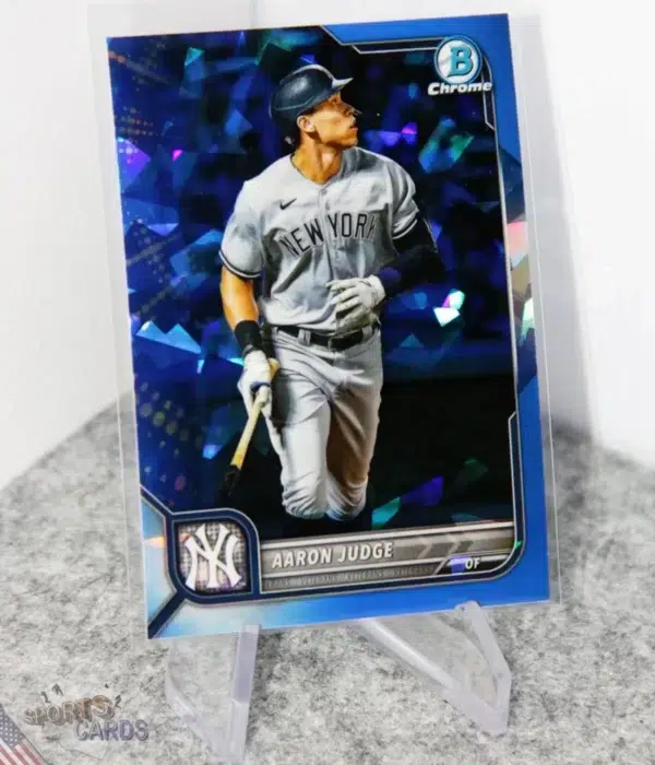 2022 Aaron Judge #90 Topps Bowman Chrome Sapphire Parallel-stand