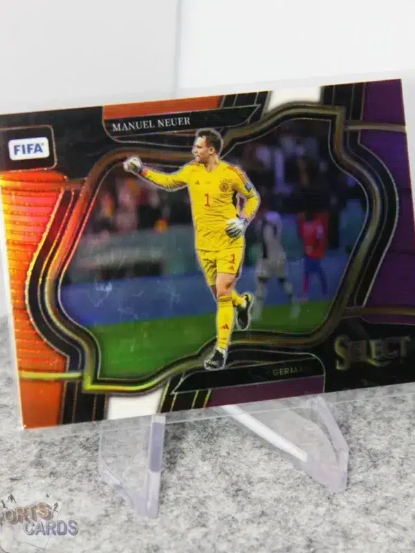 2022-23 Manuel Neuer #226 Panini Select Field Level Multi Color Prizm - Afbeelding 3
