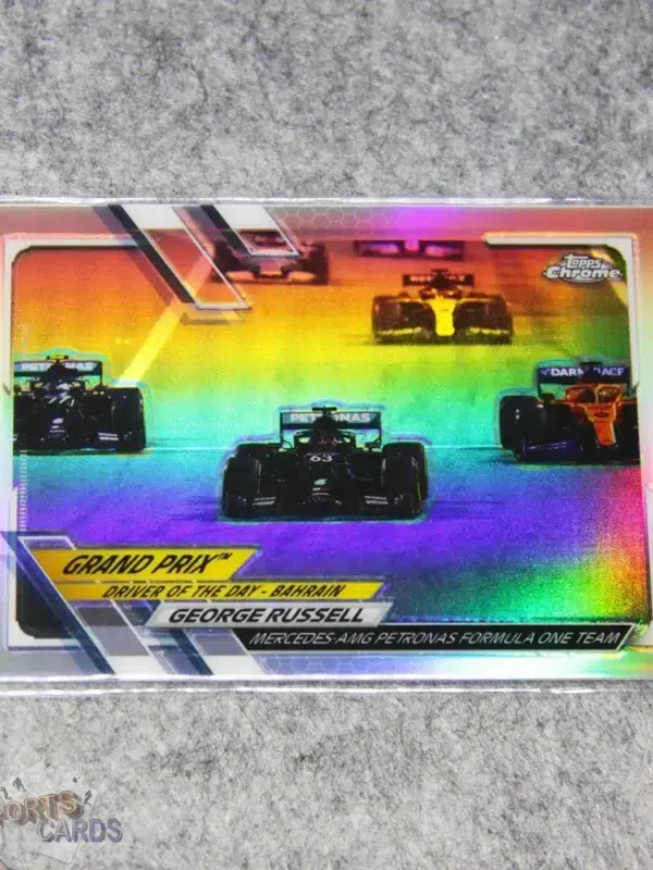 2021 George Russell #156 Topps Chrome Driver of the Day Refractor SP-front