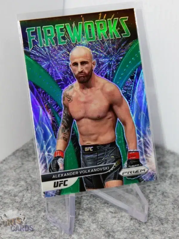 2022 Alexander Volkanovski #22 Panini Prizm UFC Fireworks Green Prizm-stand