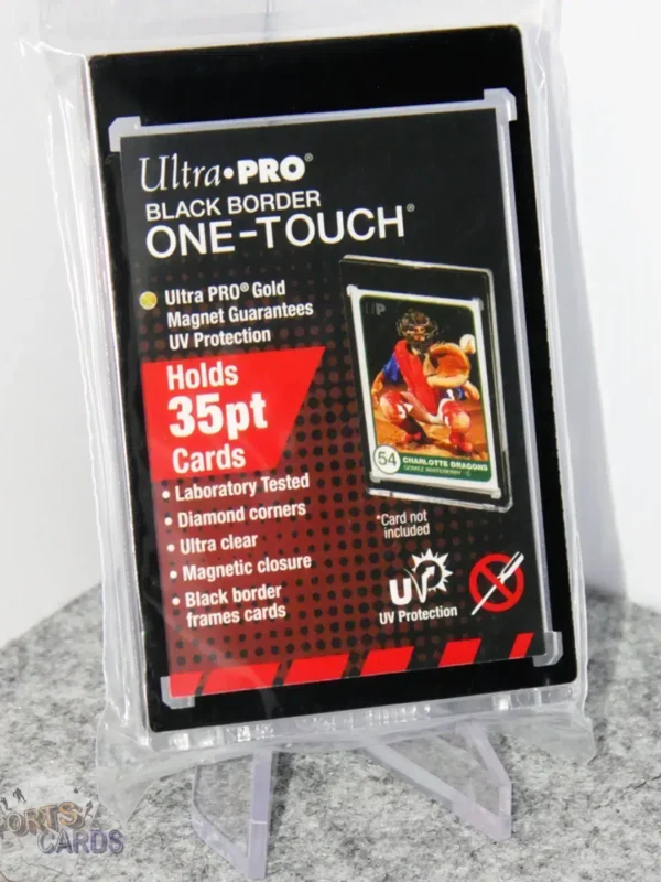 Ultra PRO One-Touch Magnetic Holder 35pt Black Border-stand