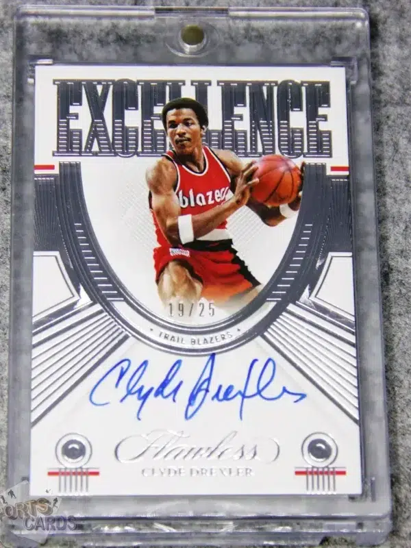 2021-22 Clyde Drexler #EXC-CLY Panini Flawless Excellence Autograph Silver /25-front