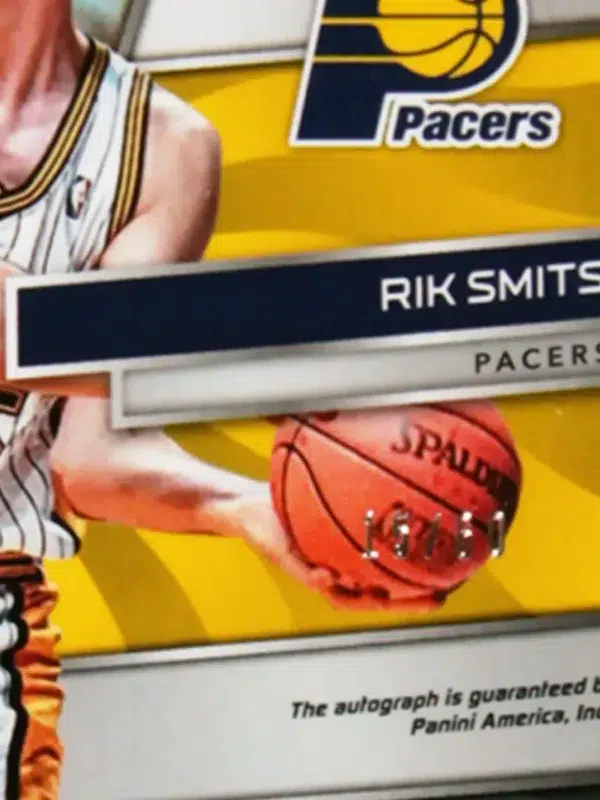 2018-19 Rik Smits #RS-RKS Panini Spectra Radiant Signatures Neon Blue SN#15 - detail