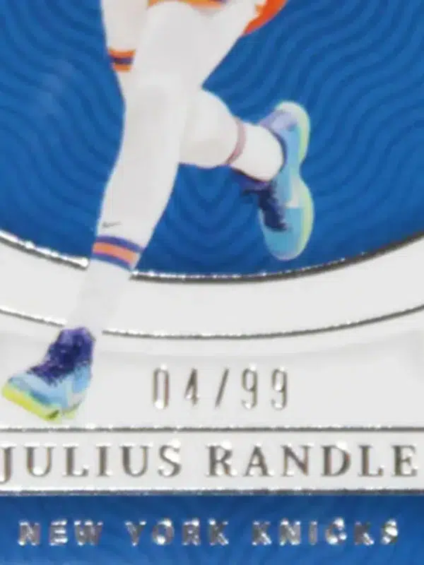 2021-22 Julius Randle #2 Panini National Treasures SN#4 - detail