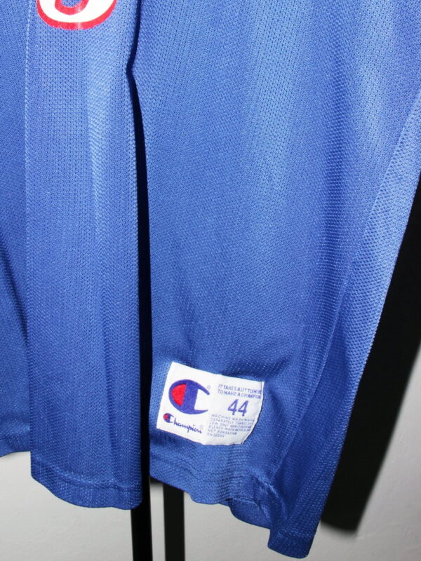 Allen Iverson #3 Philadelphia 76ers - Champion - L - Closup2