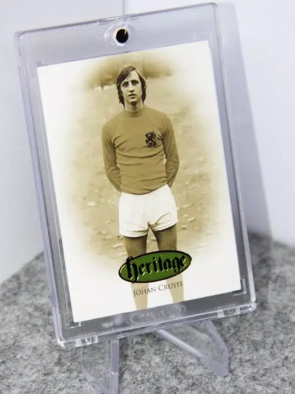2018 Johan Cruyff #HT104 Futera Unique World Football Heritage Gold SN#14 - stand