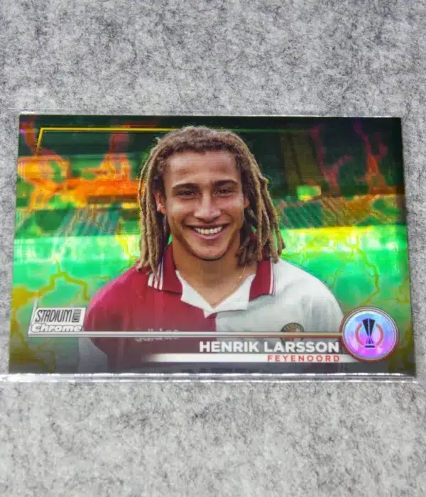 2022-23 Henrik Larsson #66 Topps Stadium Club Chrome UEFA Europa League Green Yellow Electric SN#7 - front