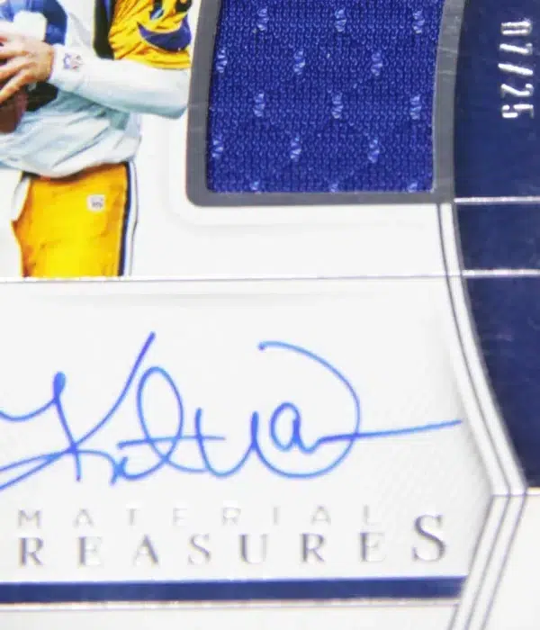 2022 Kurt Warner #MTS-KWA Panini National Treasures Material Treasures Autograph SN#7 - detail