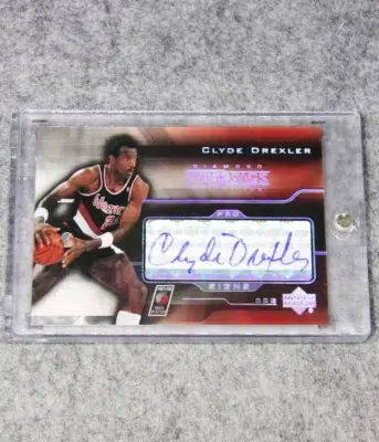 2004-05 Clyde Drexler #PS-CL Upper Deck Diamond Pro Sigs Collection Pro Signs Autograph - front