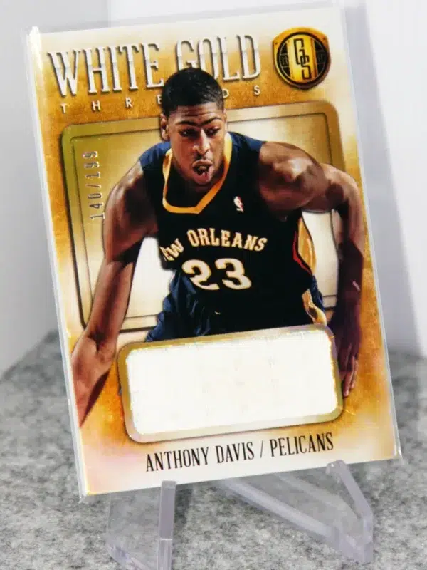 2013-14 Anthony Davis #53 Panini White Gold Threads Patch SN#140 - stand