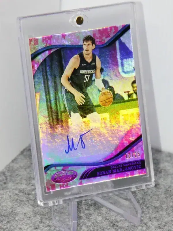 2020-21 Boban Marjanovic #CS-BBM Panini Certified Signatures Pink Camo Autograph SN#13 - stand