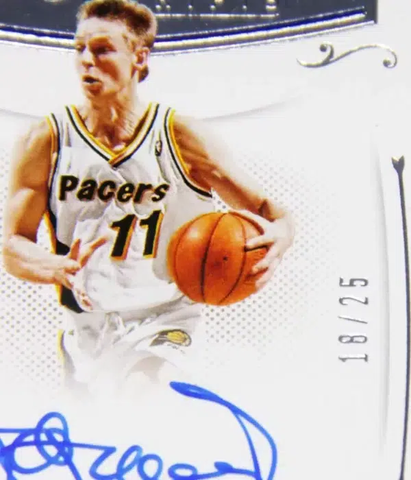 2020-21 Detlef Schrempf #LEG-SCH Panini Flawless Legendary Scripts Autograph Silver SN#18 - detail