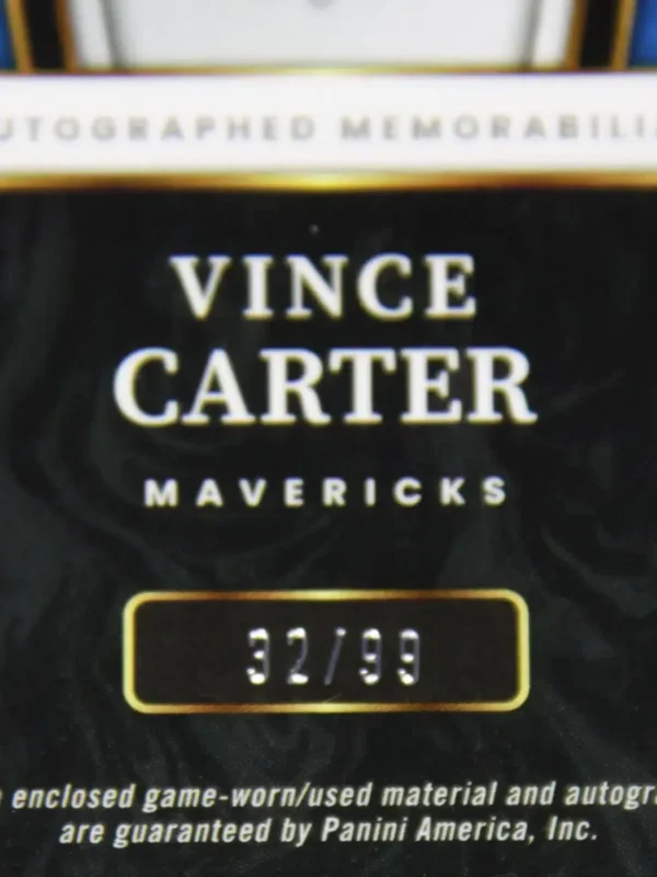 2021-22 Vince Carter #AM-VCT Panini Select Autographed Memorabilia Silver SN#32 - detail