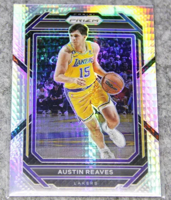 2022-23 Austin Reaves #123 Panini Prizm Hyper Prizm SP - front