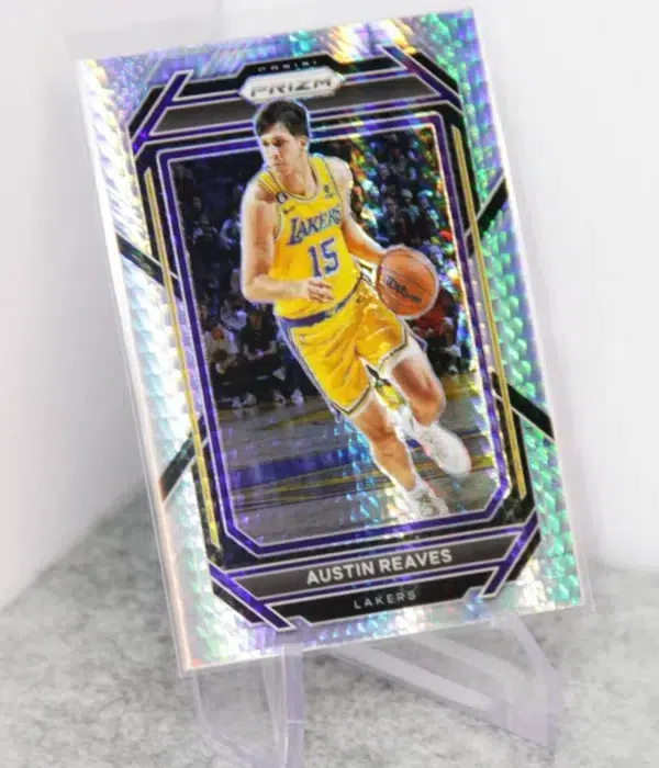 2022-23 Austin Reaves #123 Panini Prizm Hyper Prizm SP - stand