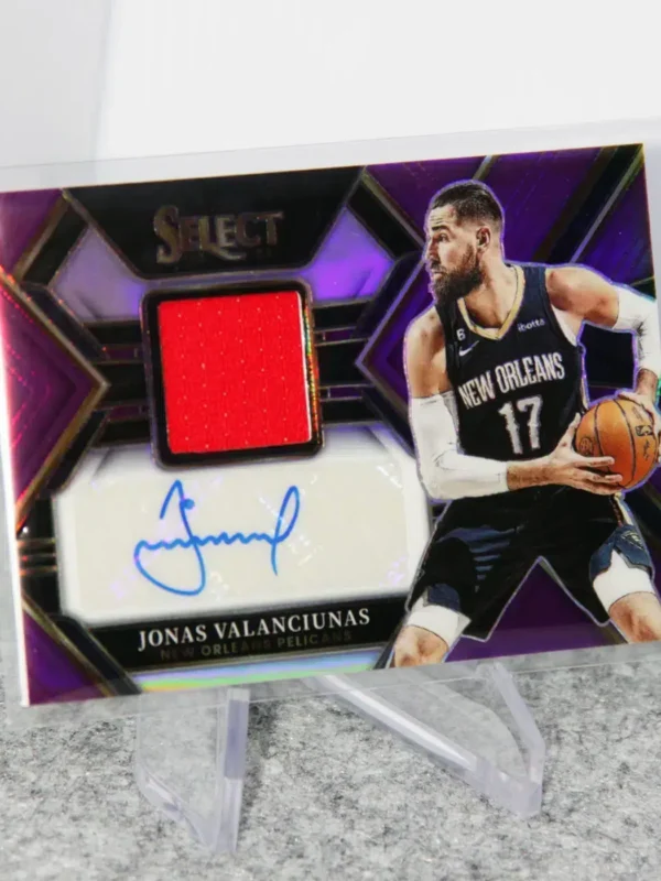 2022-23 Jonas Valanciunas #AM-JVL Panini Select Autographed Memorabilia Purple Prizm SN#41 - stand