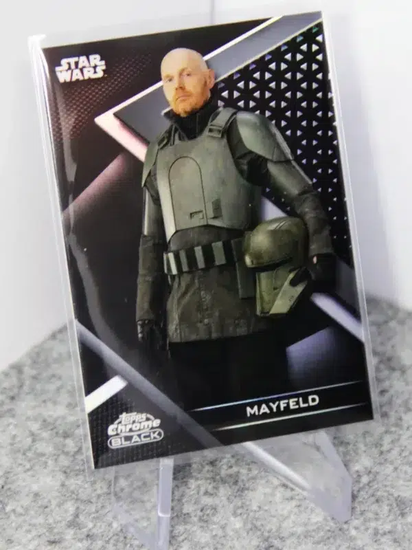 2022 Mayfeld #58 Topps Star Wars Chrome the Mandalorian Black Refractor SN#142 - stand