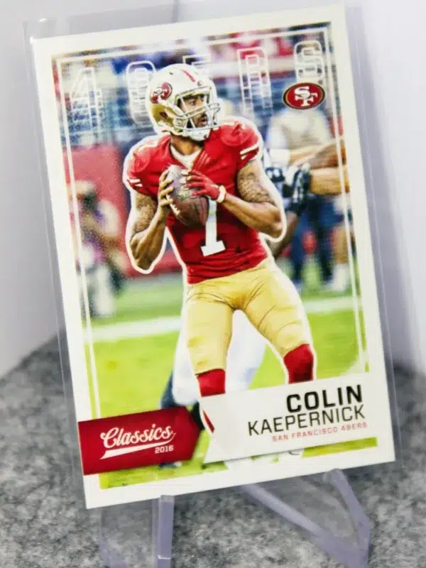 2016 Colin Kaepernick #33 Panini Classics Glossy - stand