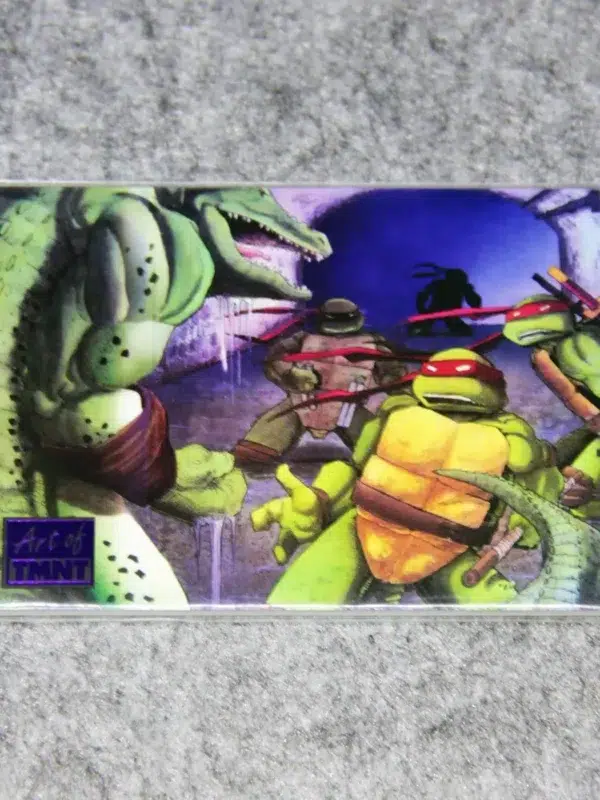 2019 The Art of TMNT #37 Topps Teenage Mutant Ninja Turtles Purple SN#49 - front