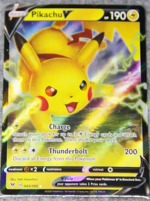 2020 Pikachu V 043185 Pokemon Vivid Voltage Full Art Ultra Rare Holo - front