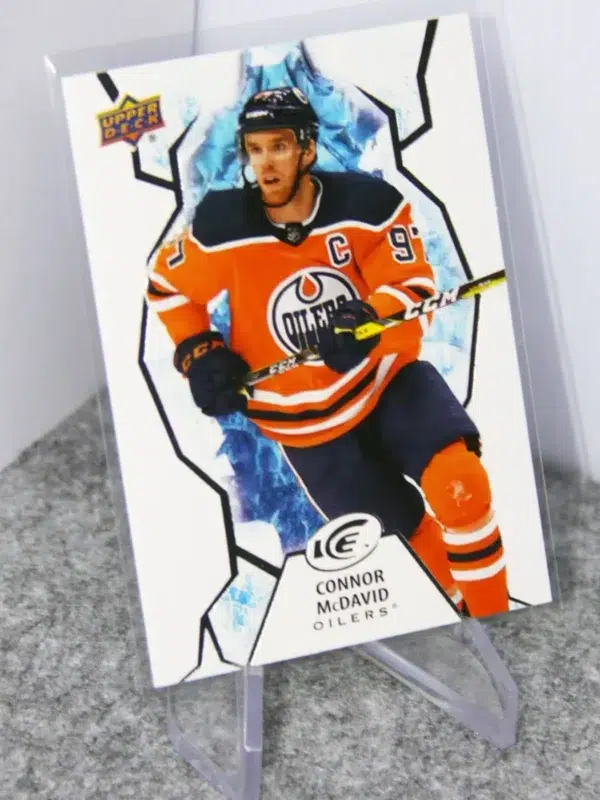 2021-22 Connor McDavid #20 Upper Deck Ice - stand