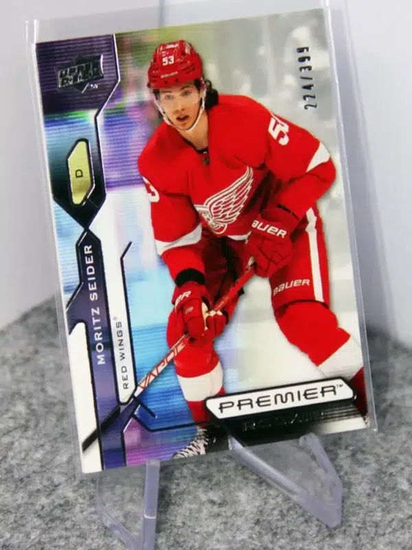 2021-22 Moritz Seider #102 Upper Deck Premier Rookies RC SN#224 - stand