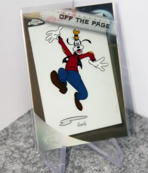 2023 Goofy #OTP-10 Topps Chrome Disney 100 Off The Page - stand
