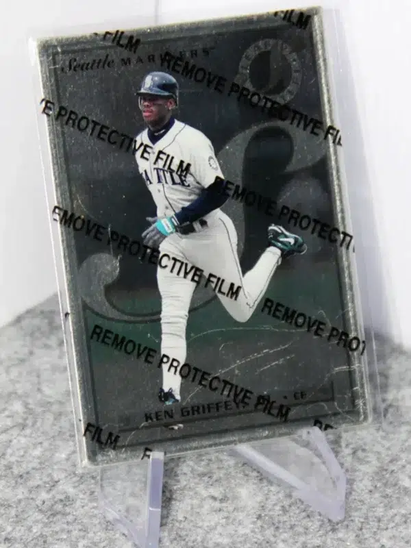 1995 Ken Griffey Jr. #52 Donruss Leaf Steel w Coating - stand